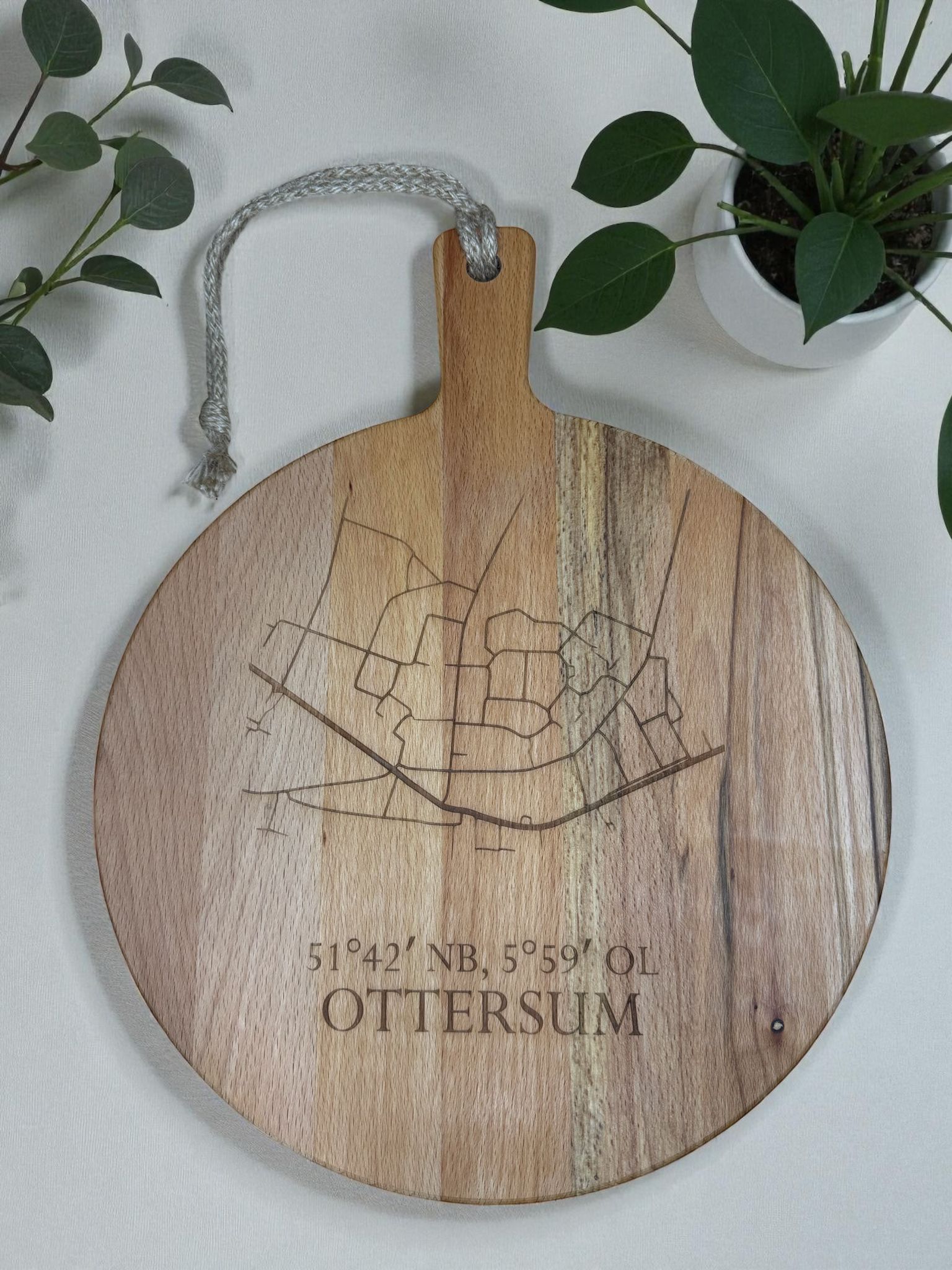 Borrelplank Ottersum rond