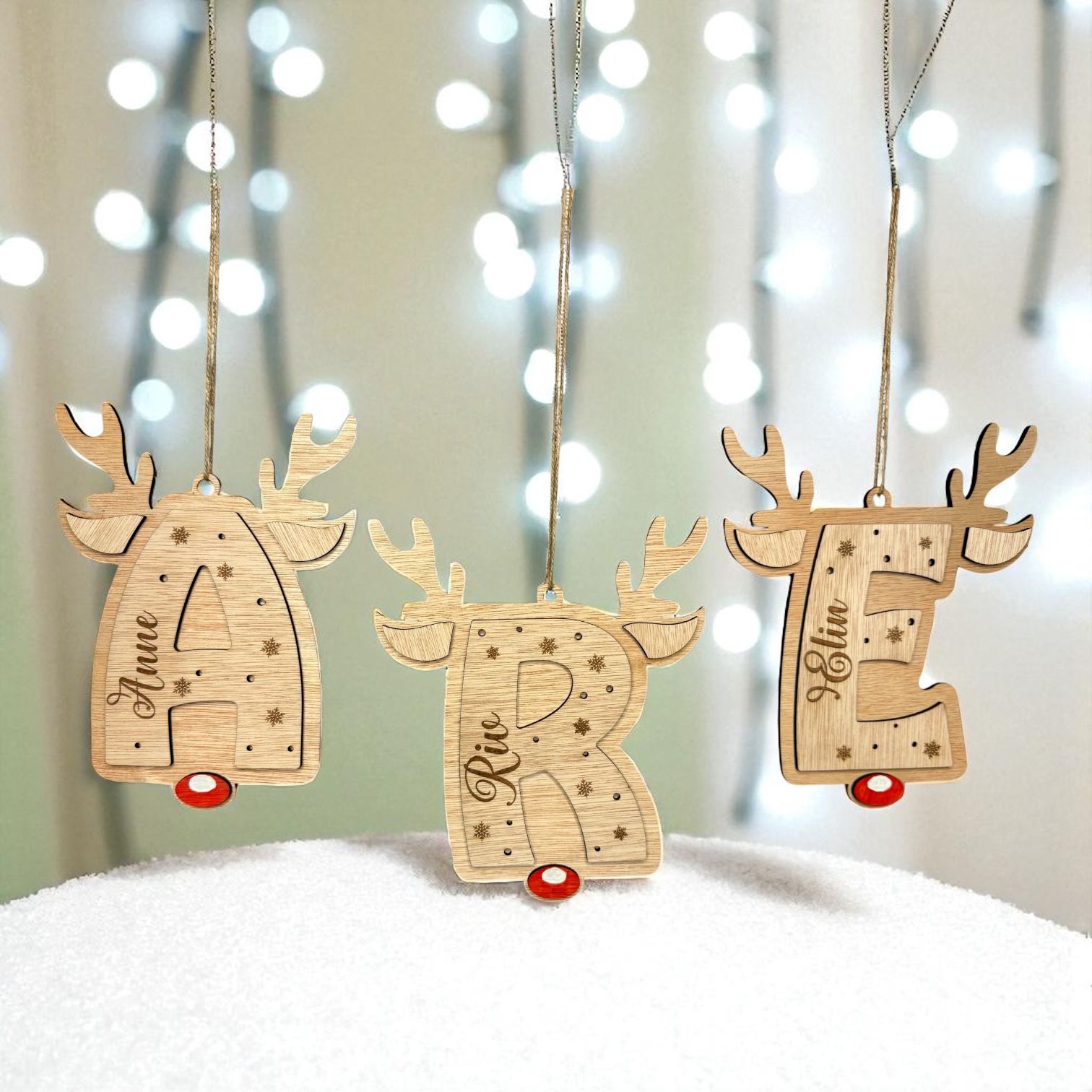 Rendierbal gegraveerd