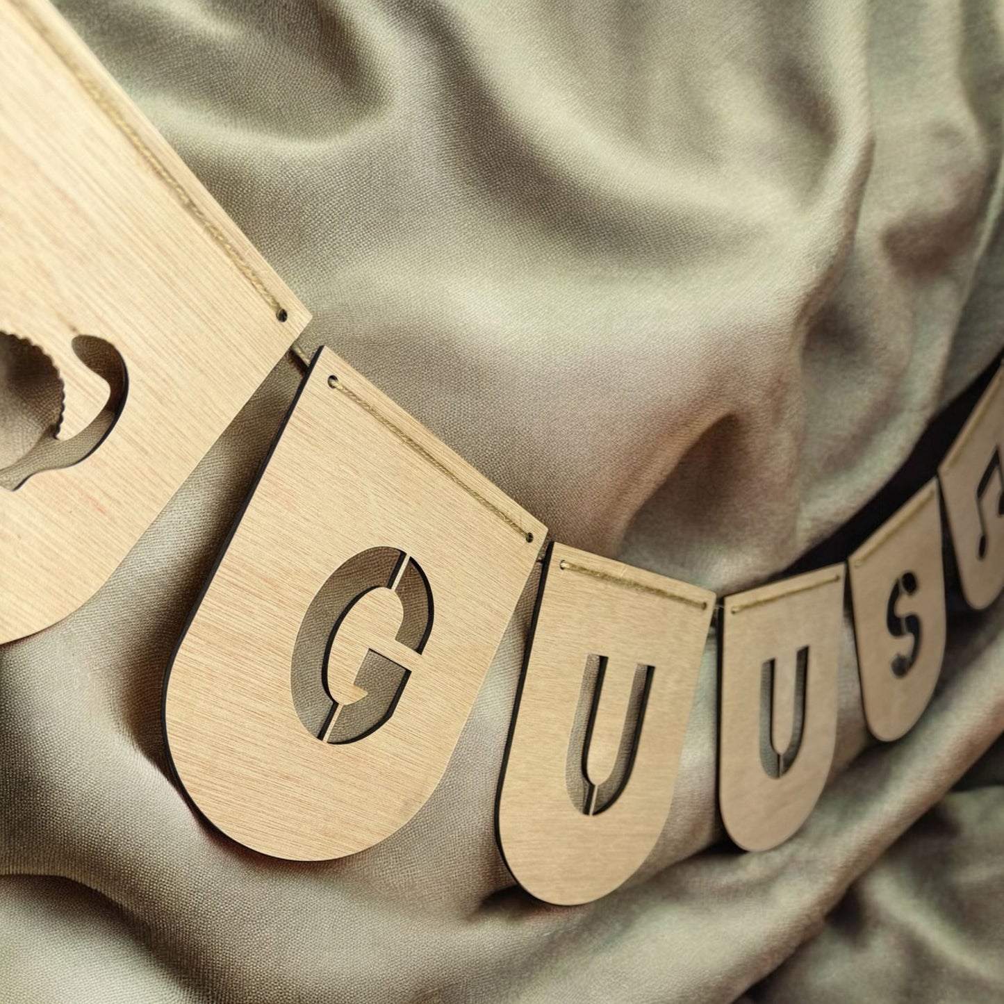 Half ronde vlaggenlijn
